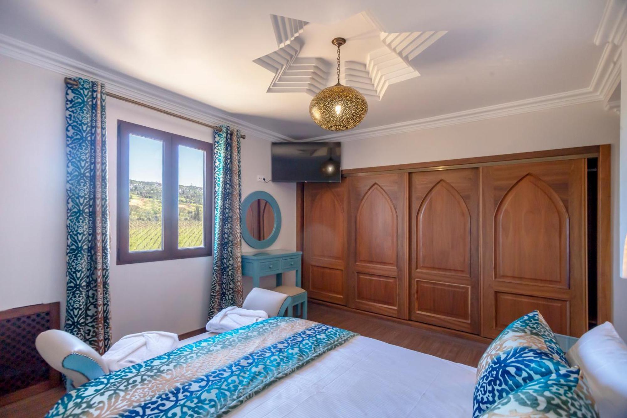 Al Karob Yoga Boutique Hotel Guia  Eksteriør billede