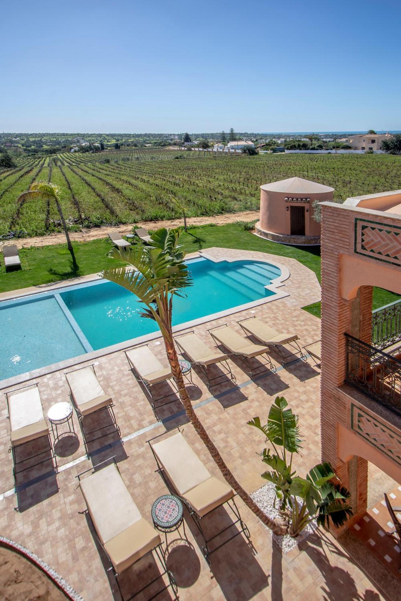 Al Karob Yoga Boutique Hotel Guia  Eksteriør billede