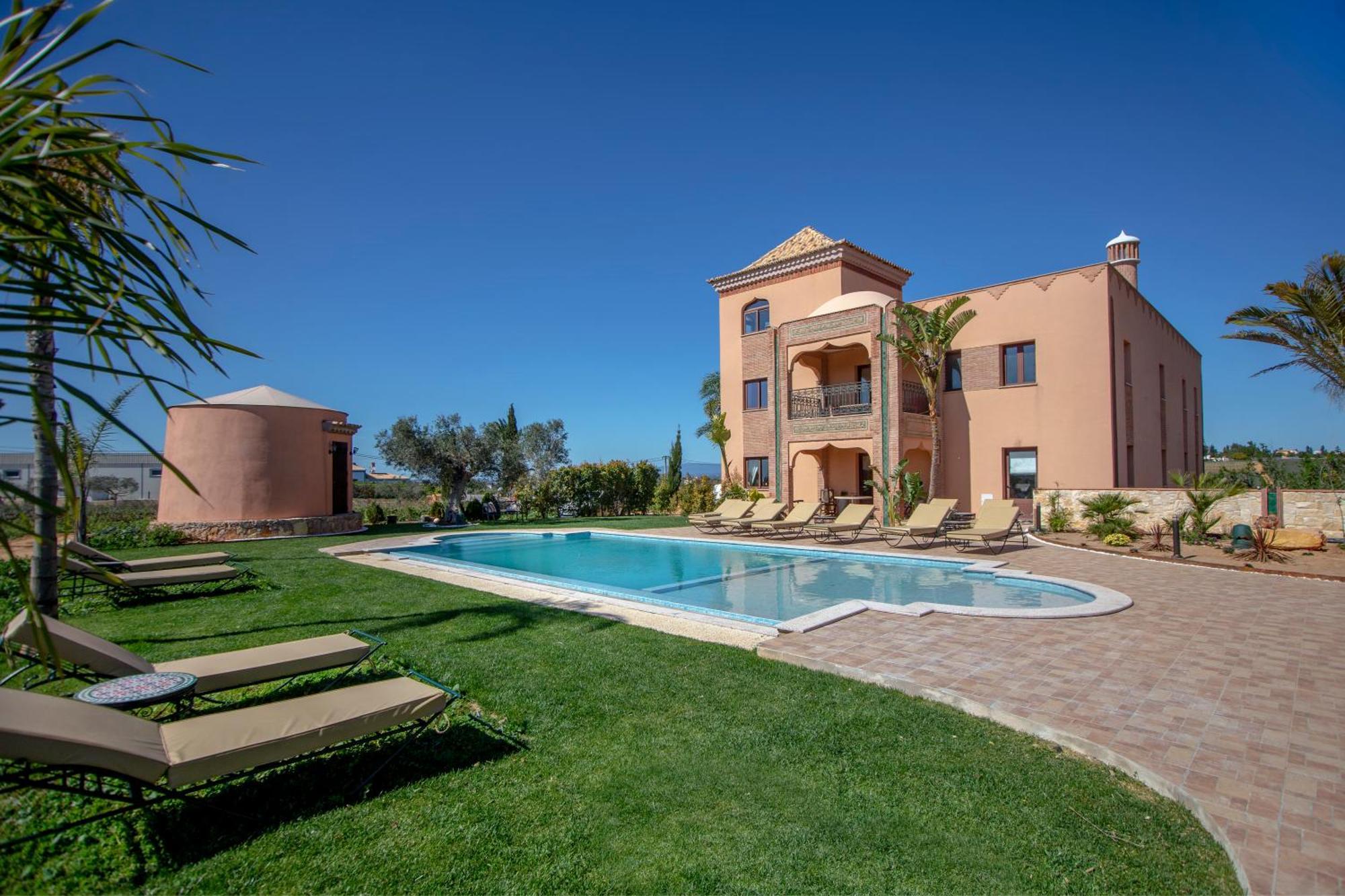 Al Karob Yoga Boutique Hotel Guia  Eksteriør billede